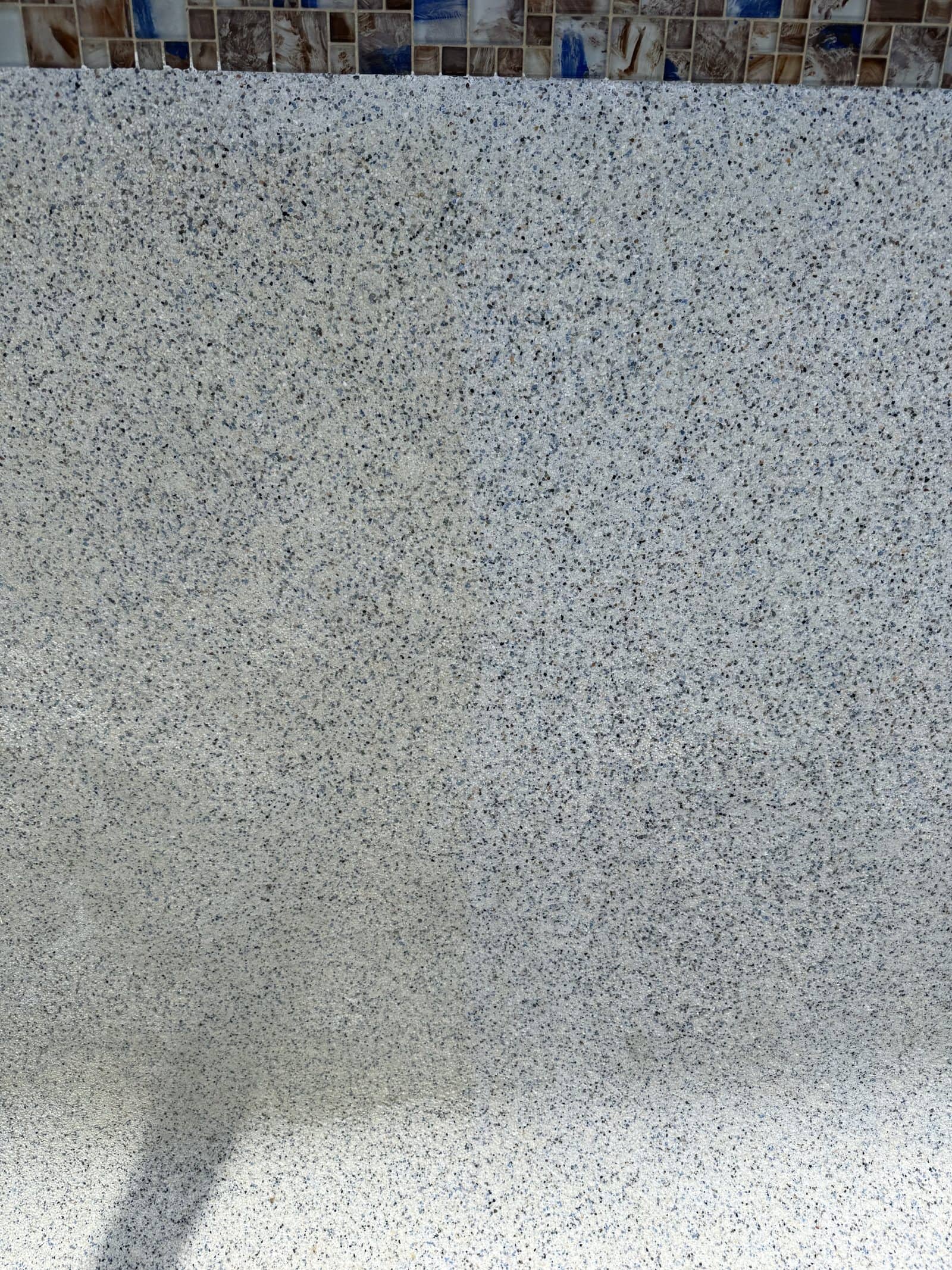 Dark-to-light transition, close up